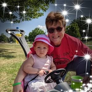 Meet your Posher, Stephanie